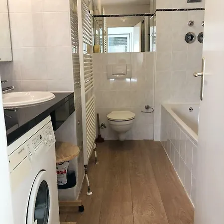 Apartment Goodrest Mainstation Dusseldorf